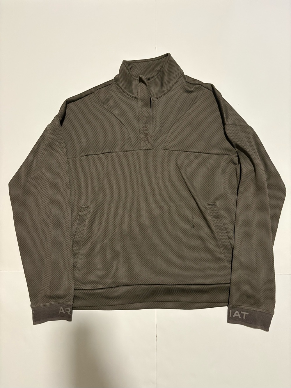 AriatTEK Gray 1/4 Zip Performance Pullover Women’s Medium